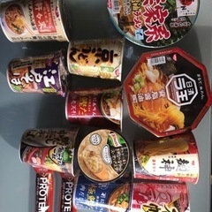 新品のカップラーメン類　11個