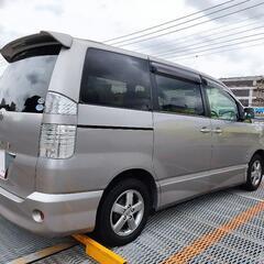 大人気 ヴォクシィ キラメキ8人乗り 車検2年ですよ〜の画像