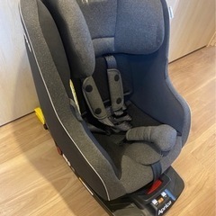 良品【93%off】アップリカチャイルドシート　クルリラライト