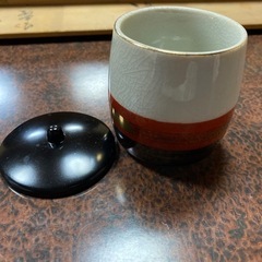 湯呑み(ふたつき、箱つき)15個セットの画像