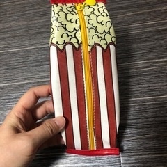 フード柄 ペンケースの画像
