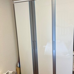 ワードローブ　クローゼット