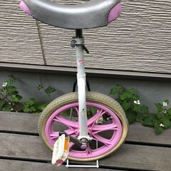 一輪車の画像