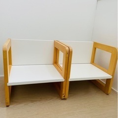 テーブルにもなるキッズチェア ナチュラル&ホワイト2つの画像