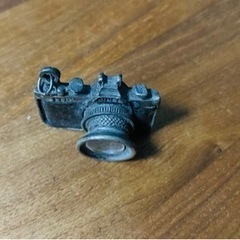 2405.カメラ型ネックレス☆チェーンなし☆キーホルダー☆おしゃれ☆雑貨☆デジタルカメラ☆一眼レフ☆以下検索ワードFrancfrancフランフランIKEAニトリ無印の画像