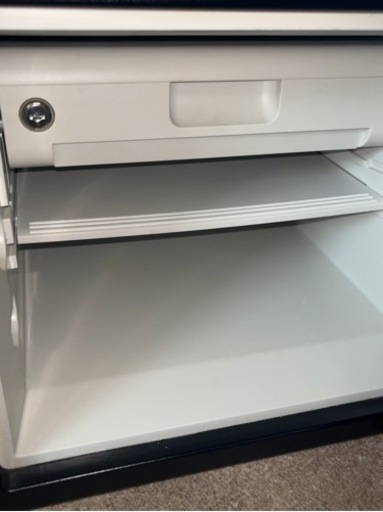 決まりましたセントリー SENTRY JTW082GEL 耐火・耐水金庫 22.8L