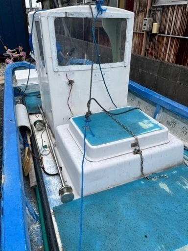 プレジャーボート　船　船外機　釣り