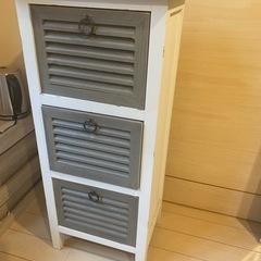 お洒落な棚！3段！ヴィンテージ風の画像