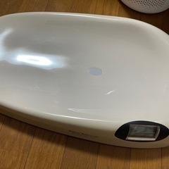 赤ちゃんの体重計　差し上げます　お譲り先決定