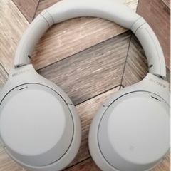 SONY ソニー ノイズキャンセリングヘッドホン　WH-1000XM4