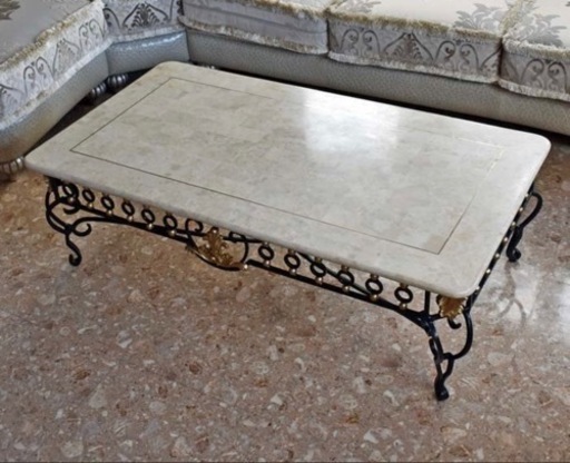 ★中古良品★石　マクタンストーン センターテーブル 130cm ベージュ アイアン リビングテーブル