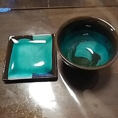湯呑み、小皿の画像
