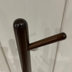 服かけ　ブラウン　の画像