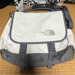 【お渡し済み】①THE NORTH FACE バッグ 白の画像