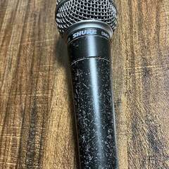 SHURE SM58