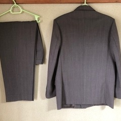 ダブルのスーツの画像