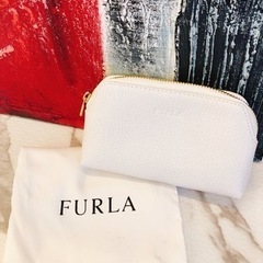 【未使用・正規品】FURLA(フルラ) ポーチ - アイボリー レザー