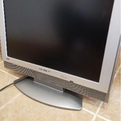 【無料でお譲りします】１９V型液晶テレビ