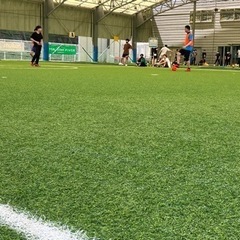 フットサルしますよ〜！！