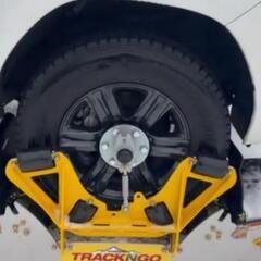 【最終値下げ】Track N GO 雪上車 キャット　キャタピラの画像