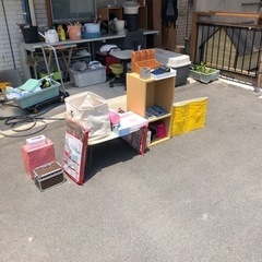 ただいまガレッジセール中！