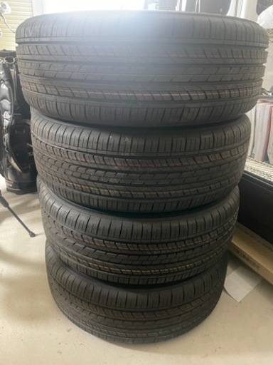 デリカD5  タイヤ　ホイール　新品未使用　新車外し　引き取り限定