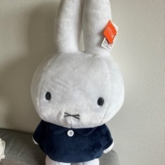 【新品】ミッフィー　ぬいぐるみの画像