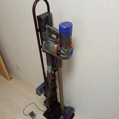 【ジャンク品】dyson v8 専用スタンド付き