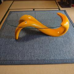 ガラステーブル