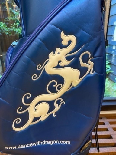 キャディーバッグ　ダンスウィズドラゴン　中古