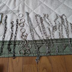 チェーン数本や金具