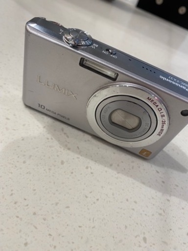 LUMIXのデジタルカメラ