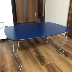折り畳みテーブル　*無料*