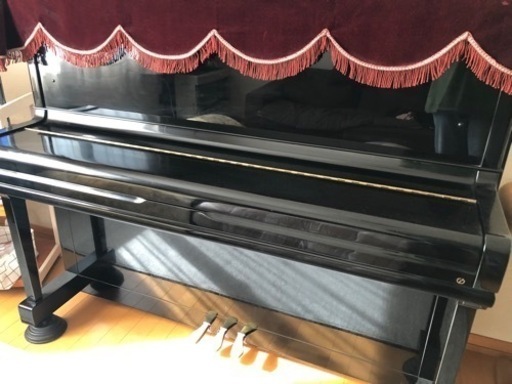 アップライトピアノ