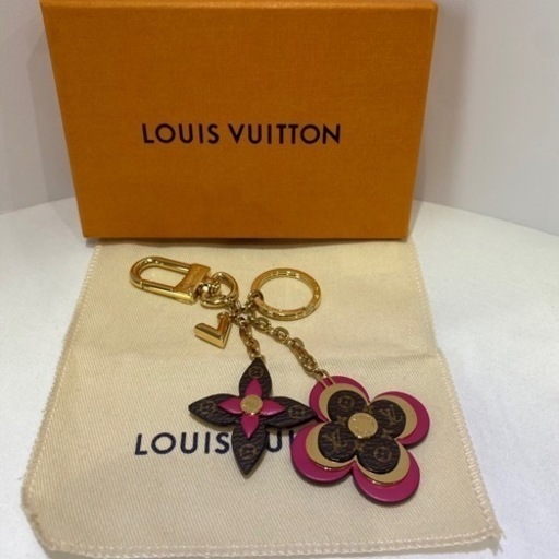 ルイヴィトン　ポルト　クレ・ブルーミング フラワー