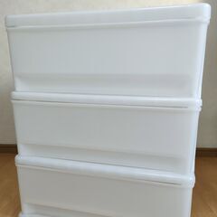 3 段収納ケース　差し上げます