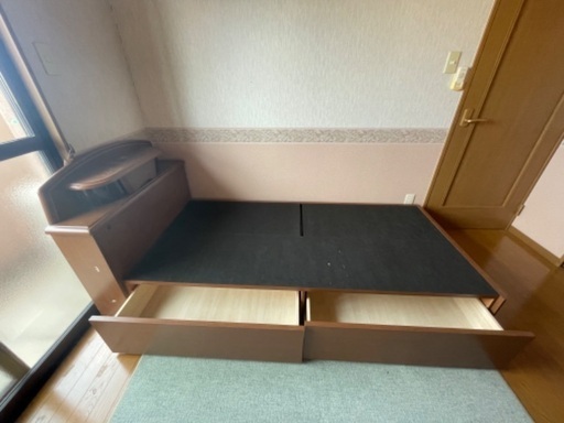収納付きシングルベッド　日中引取り限定