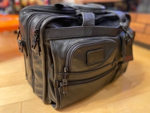 TUMI 10万円の中古品1万円