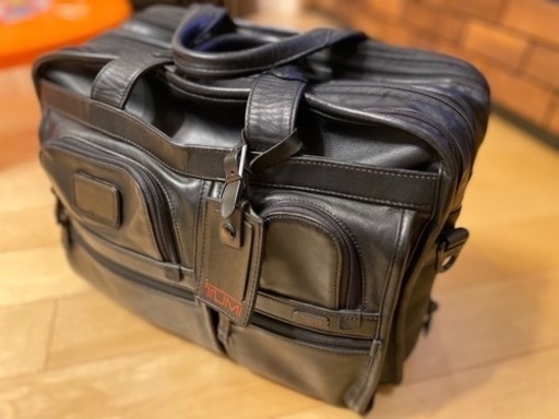 TUMI 10万円の中古品1万円