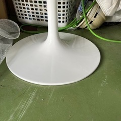 大理石　チューリップセンターテーブル　大塚家具の画像