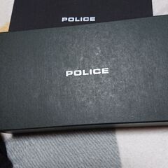 POLICE財布の画像
