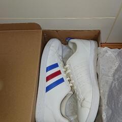 adidas ｼｭｰｽﾞの画像