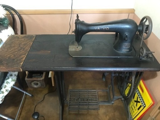 taiyo 足踏みミシン　アンティークミシン　革製品　アンティーク