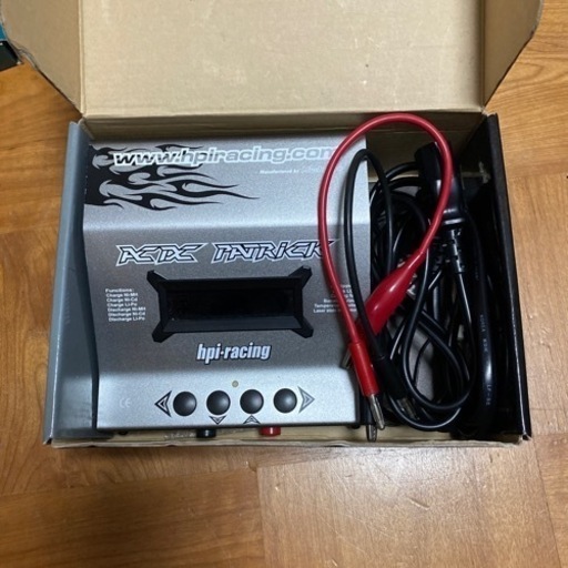バッテリー充電器