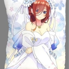五等分の花嫁 二乃 三玖クッションの画像
