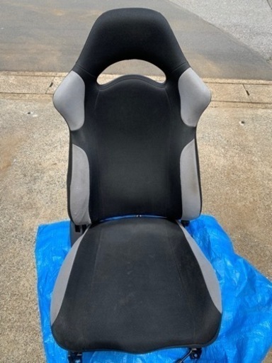 インプレッサ　純正シート