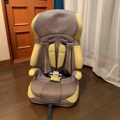 combi コンビ　チャイルドシート　ジュニアシート　ブースターシート