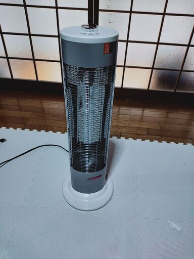 【転居につき6/27まで】コイズミ　遠赤電気ストーブ　カーボンヒーター 900/450W　KKH-0991　小泉成器株式会社　2019年製
