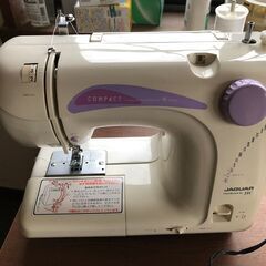 ジャガーコンパクトミシン　ES-310