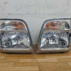 【美品】サンバーのヘッドライト